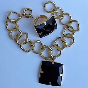 Pulseira e Anel – Estilo e Sofisticação em Cada Detalhe