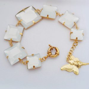 Pulseira Feminina Dourada com Chatons – Estilo e Sofisticação