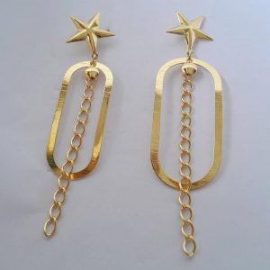 Brinco feminino grande banhado com correntes e pino estrela