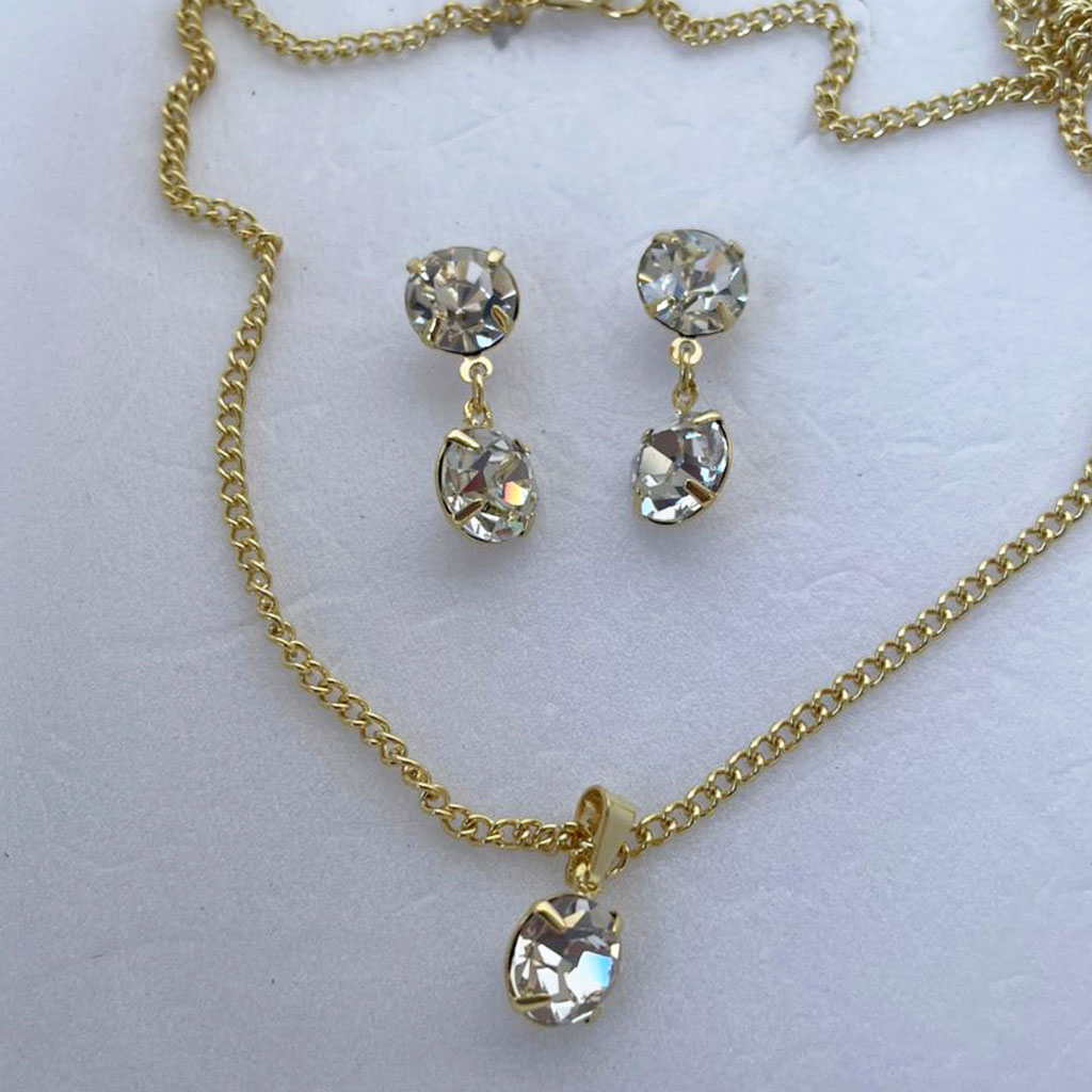 Conjunto Feminino Banhado – Elegância e Estilo