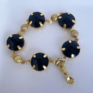 Pulseira Dourada com Chatons de Resina e Pingente Banhado