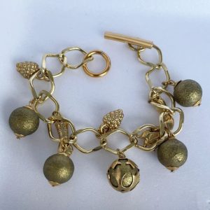 Pulseira Dourada Bolas de Resina e Pingente Banhado
