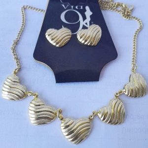 Conjunto Feminino Banhado – Elegância e Estilo