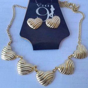Conjunto Feminino Banhado – Elegância e Estilo