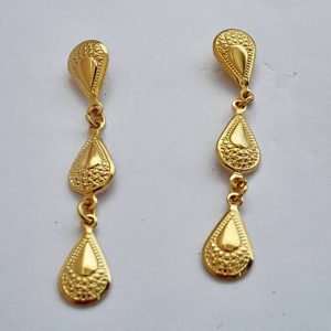 Maxi Brinco Banhado  – Destaque Seu Visual com Elegância