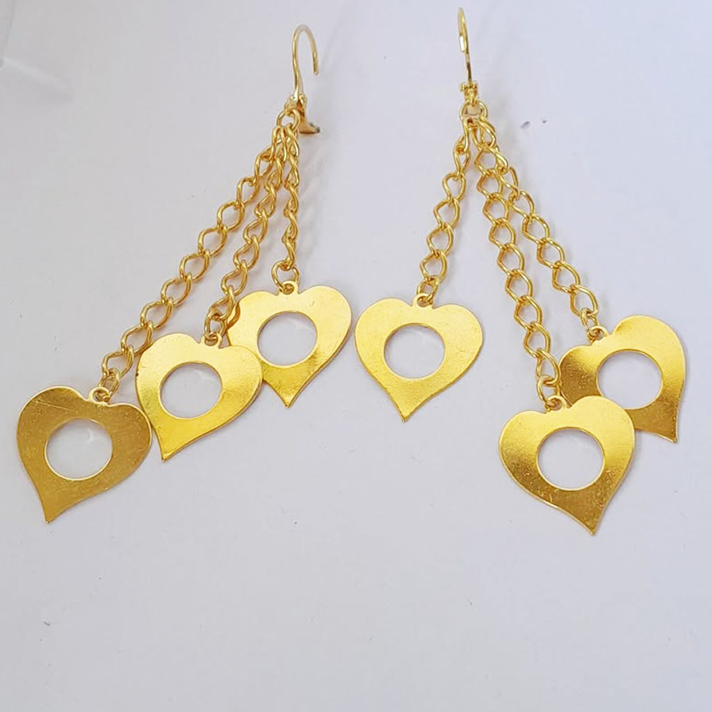Maxi Brinco Dourado – Sofisticação em Cada Detalhe