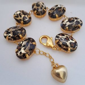 Pulseira Feminina Dourada com Chatons – Estilo e Sofisticação
