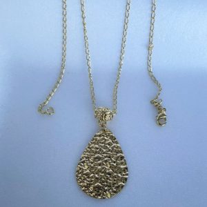 Colar Corrente Fina Banhada – Elegância e Brilho para Seu Visual