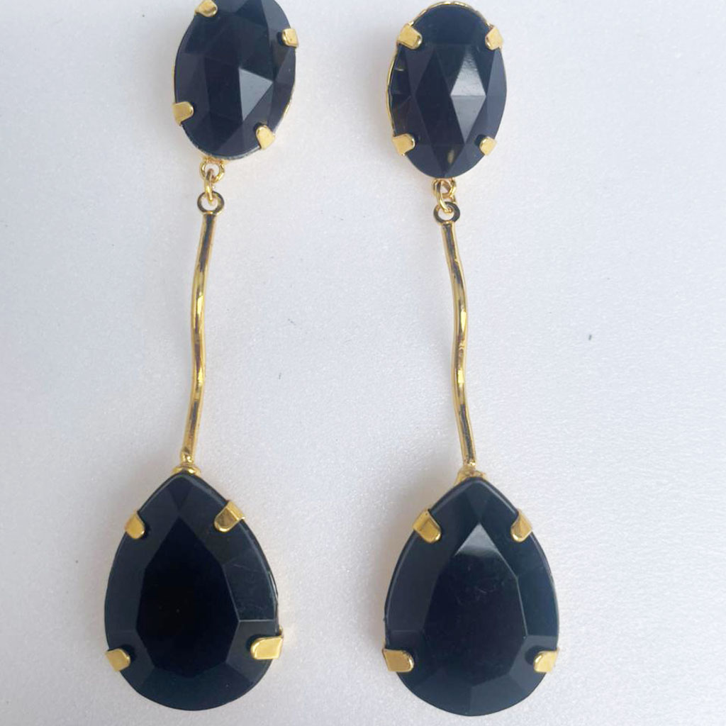 Brinco grande banhado com chatons de resina - Imagem 2