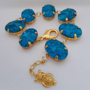 Pulseira Feminina Dourada com Chatons – Estilo e Sofisticação