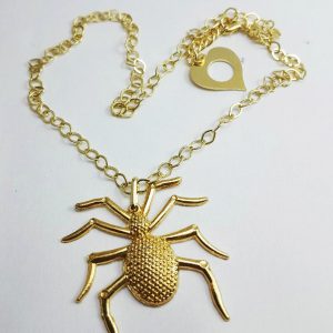 Colar Banhado com Pingente – Elegância e Estilo