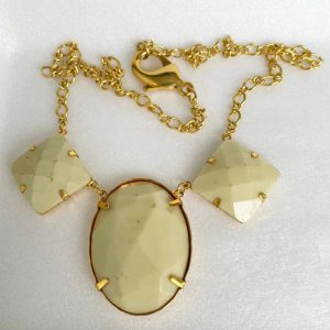Colar Corrente Banhada com Chatons – Elegância e Brilho
